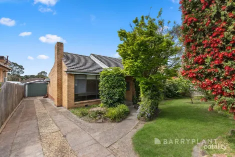 Property photo of 17 Elysium Crescent Oakleigh East VIC 3166