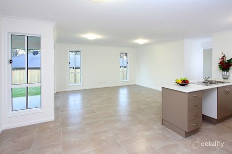 Property photo of 22 Thane Court Lloyd NSW 2650
