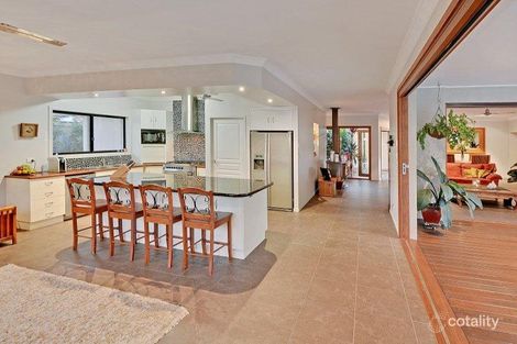 Property photo of 4 Wattlebird Place Landsborough QLD 4550