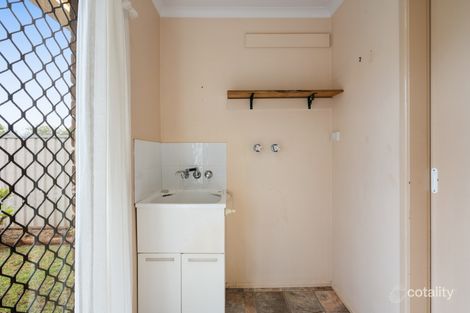 Property photo of 36 Liebke Crescent Cranley QLD 4350