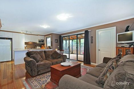 Property photo of 2/9 Graham Avenue Kilsyth VIC 3137