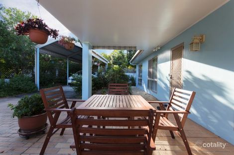 Property photo of 4 Seasound Close Old Bar NSW 2430