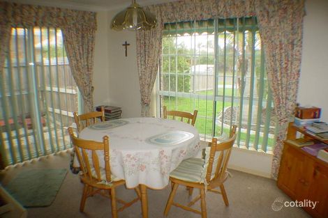 Property photo of 4 York Court Sandstone Point QLD 4511