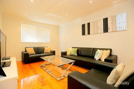 Property photo of 10 Lentara Court Georges Hall NSW 2198