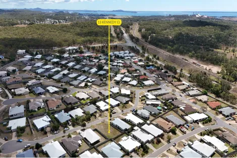 Property photo of 13 Kennedy Close Glen Eden QLD 4680