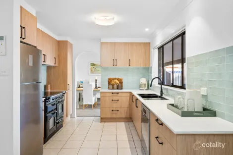 Property photo of 39 Beachfront Parade St Huberts Island NSW 2257