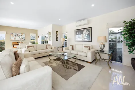 Property photo of 37 Bahamas Circuit Parrearra QLD 4575