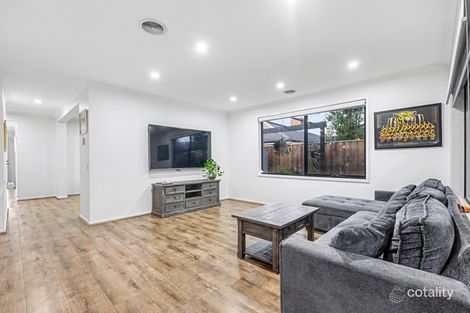 Property photo of 3 Caxton Close Clyde VIC 3978