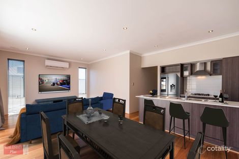 Property photo of 33 Riverland Drive Ellenbrook WA 6069