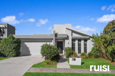 18 Ancona Ave, Spring Farm, NSW 2570