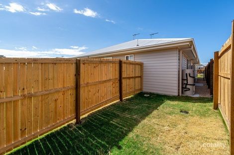 Property photo of 2/57 Rupert Crescent Morayfield QLD 4506