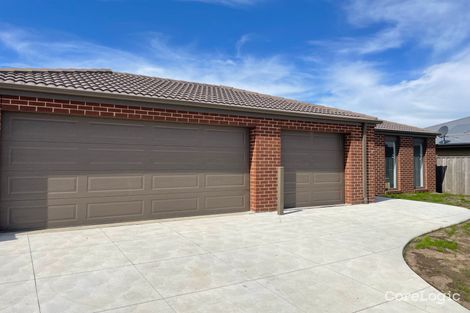 Property photo of 13 Jarrod Drive Pakenham VIC 3810