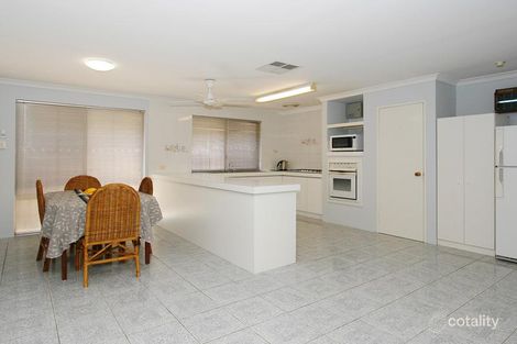 Property photo of 14 Christowe Drive Swan View WA 6056