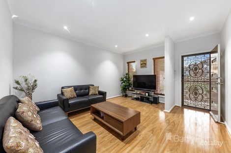 Property photo of 1/52 Oberon Avenue St Albans VIC 3021