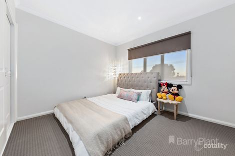 Property photo of 1/52 Oberon Avenue St Albans VIC 3021