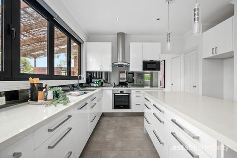 Property photo of 8 Stokes Court Point Cook VIC 3030