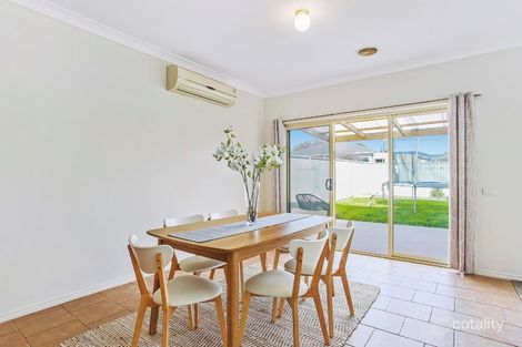 Property photo of 13 Fetlock Lane Cranbourne East VIC 3977