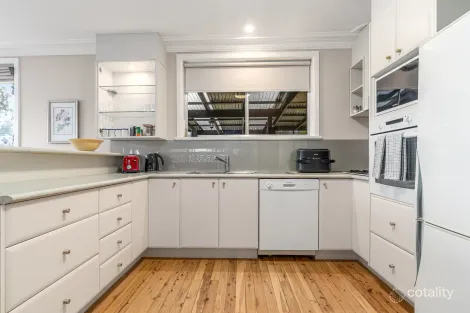 Property photo of 8 Cemar Avenue Orange NSW 2800