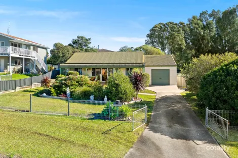 Property photo of 45 Marlin Street Tuross Head NSW 2537