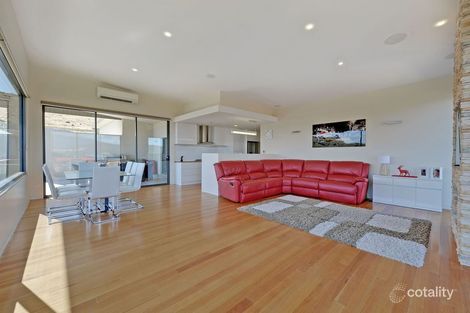 Property photo of 1 Regatta Place Tranmere TAS 7018