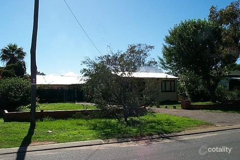 Property photo of 233 Second Street Wonthella WA 6530