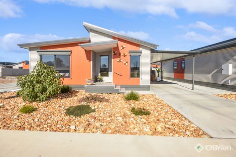 22 Maple Cres, Lucknow, VIC 3875