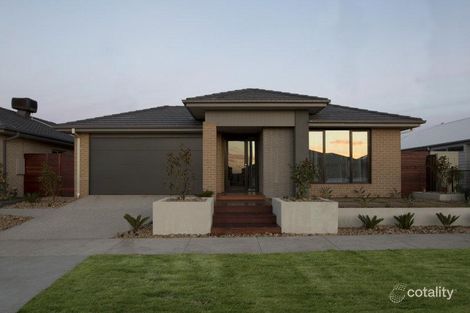 18 Eleanor Dr, Lucas, VIC 3350