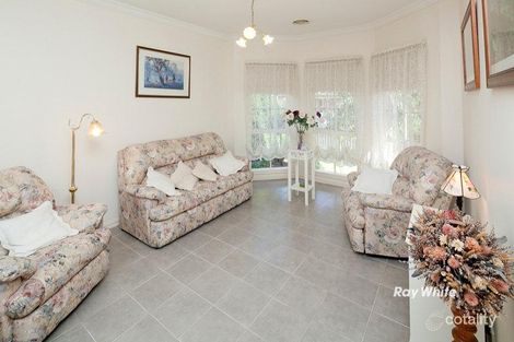 Property photo of 42 Wattle Bird Way Langwarrin VIC 3910