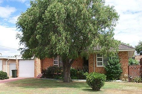 Property photo of 28 Belhus Drive Trigg WA 6029