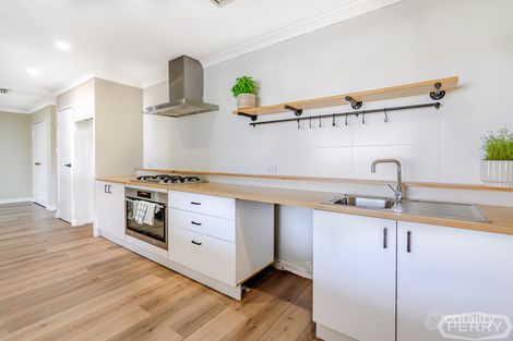 23 Hungerford Ave, Halls Head, WA 6210