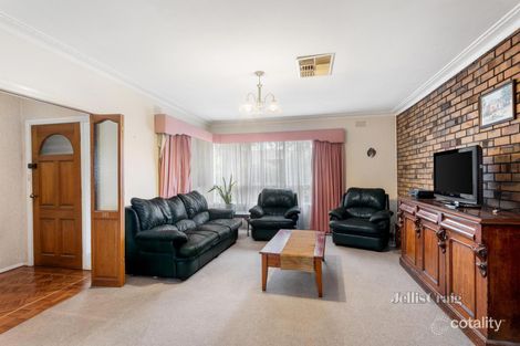 Property photo of 142 Watsons Road Glen Waverley VIC 3150