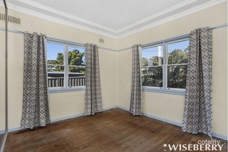 Property photo of 56 Catherine Street Mannering Park NSW 2259