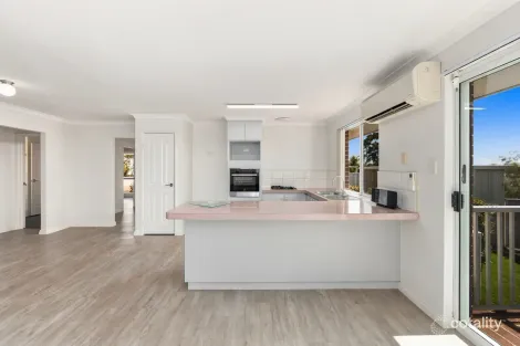 Property photo of 4B Tuart Place Eaton WA 6232