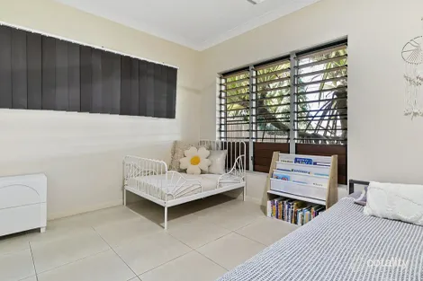 Property photo of 13 Hockey Avenue Smithfield QLD 4878