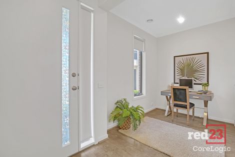 Property photo of 41 Bayano Way Craigieburn VIC 3064