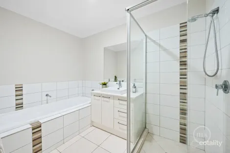 Property photo of 2 Marbella Avenue Doreen VIC 3754