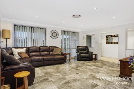 Property photo of 27 Dehavilland Circuit Hamlyn Terrace NSW 2259