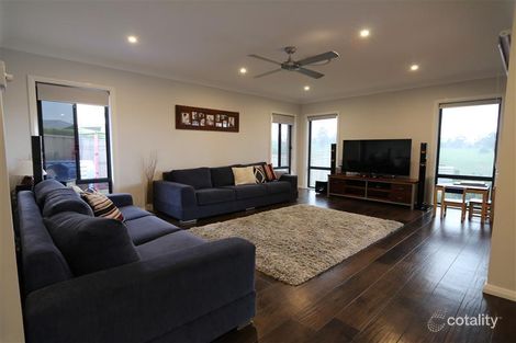 Property photo of 19 Partridge Place Singleton Heights NSW 2330