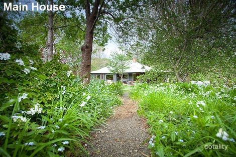 47 Taylors Rd, Mount Macedon, VIC 3441