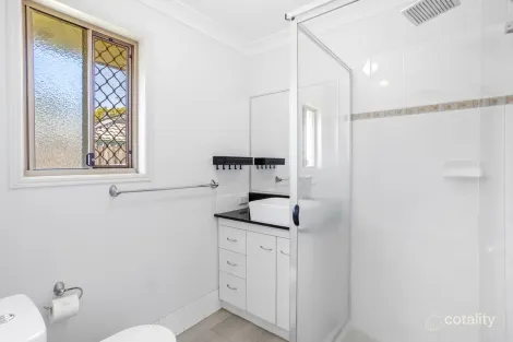 Property photo of 61 Billinghurst Crescent Upper Coomera QLD 4209