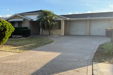 8 Horningsea Park Dr, Horningsea Park, NSW 2171