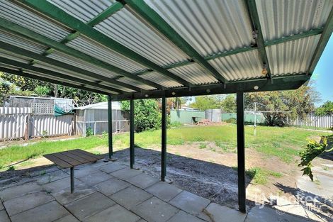 Property photo of 5 Wagoora Place Koongamia WA 6056