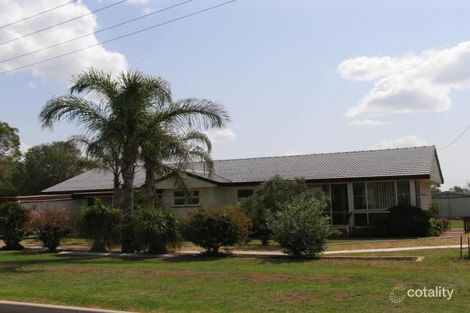 4 Short St, Oakey, QLD 4401