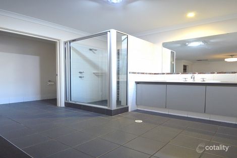Property photo of 50 Longhurst Way Queens Park WA 6107