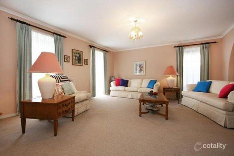 Property photo of 22 Chivalry Avenue Glen Waverley VIC 3150