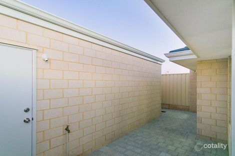 Property photo of 32 Cornell Way Aubin Grove WA 6164