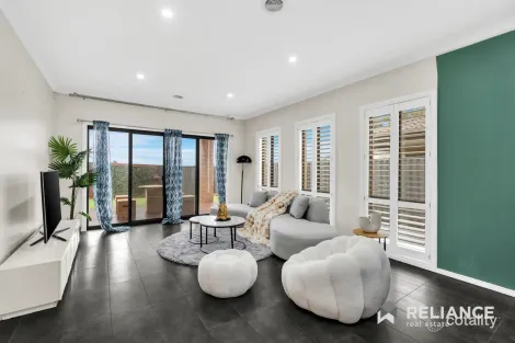 Property photo of 17 Cloverdale Road Tarneit VIC 3029