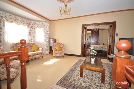 Property photo of 1 Crest Court Gulfview Heights SA 5096