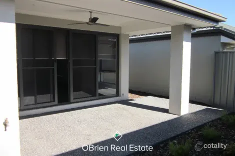 6 Lindeman St, Berwick, VIC 3806