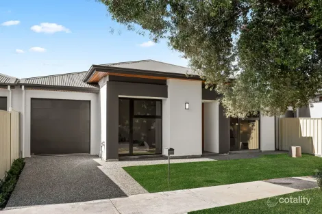 Property photo of 11 Centre Street Largs Bay SA 5016